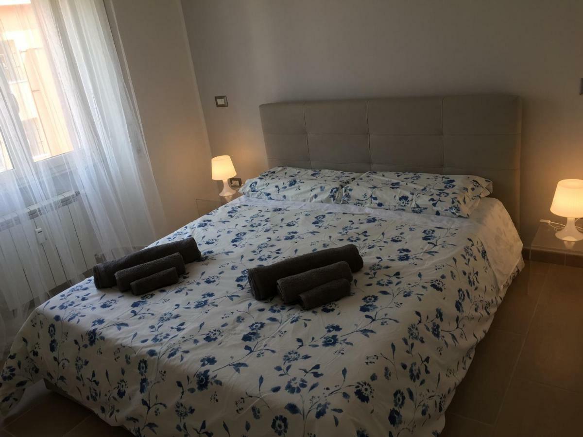 Отель Casa Grimaldi Экстерьер фото